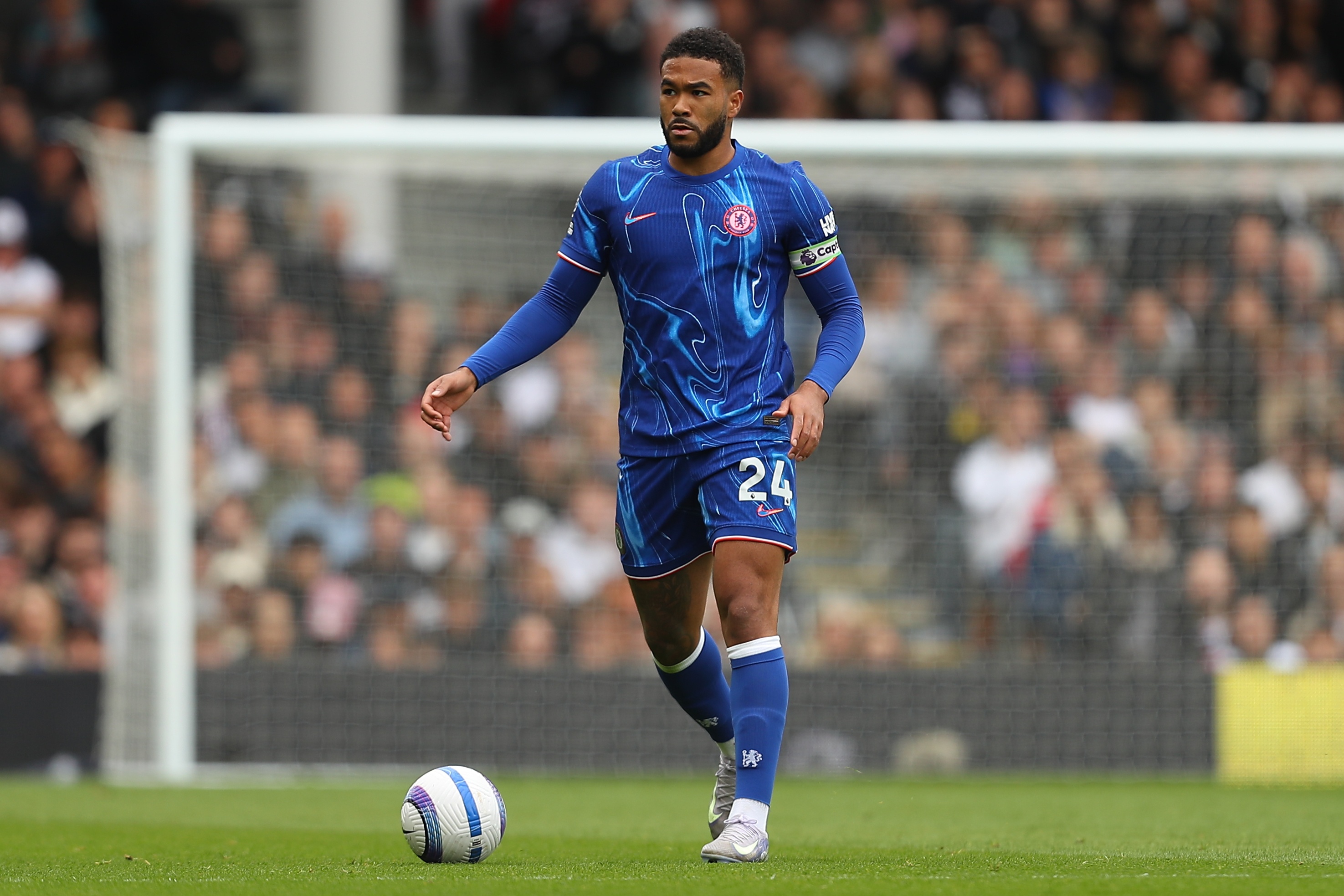 pg电子河南站-里斯-詹姆斯称球队阵容厚度出色，目标囊括本赛季所有冠军